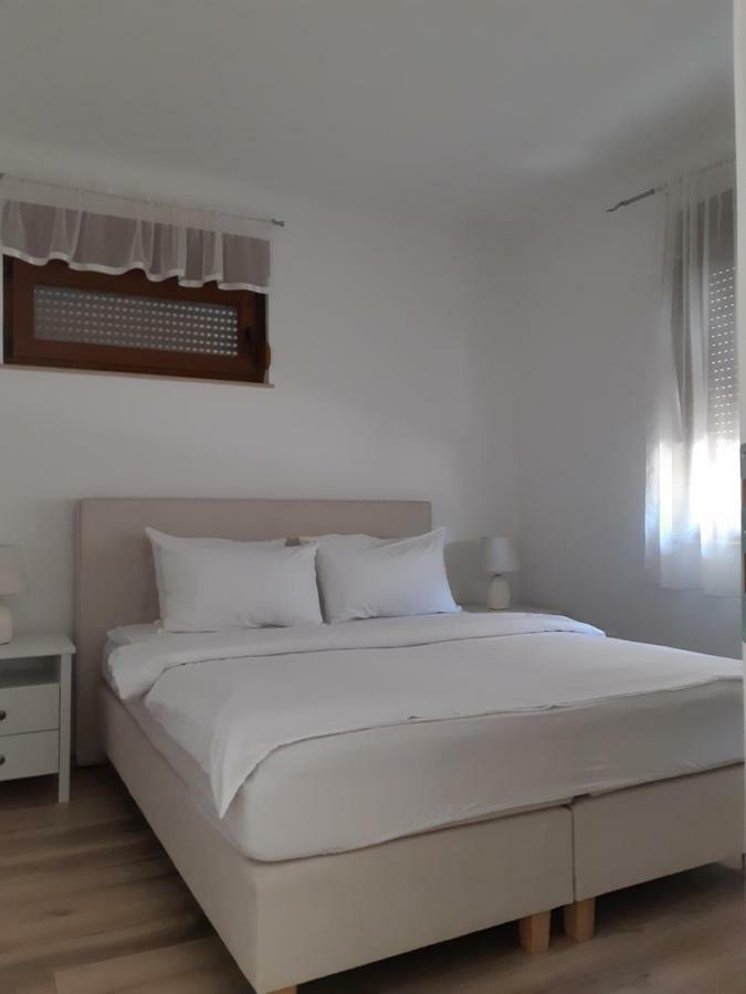 Kapetanovina * Mostar